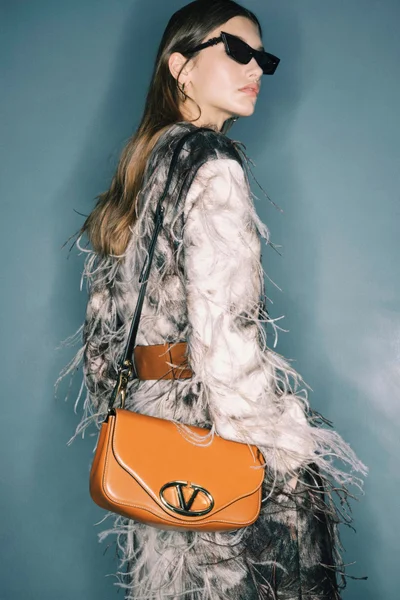 Look 32